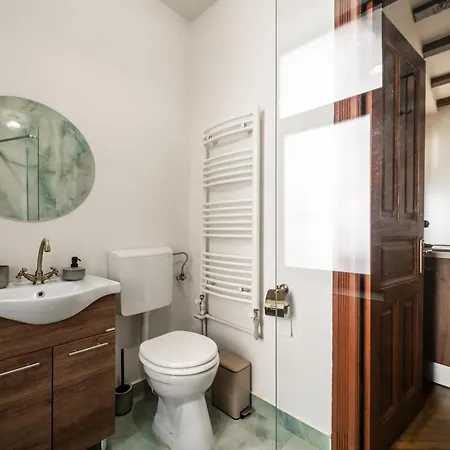 Apartamento Comfy - Near To Calea Victoriei Bucarest