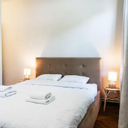 Comfy - Near To Calea Victoriei Bucarest